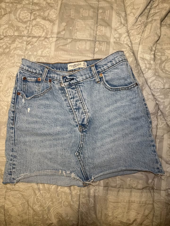 Abercrombie Denim Skirt - Size 27