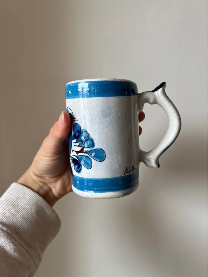 Vintage Hand-painted Pottery Mugs - photo 4