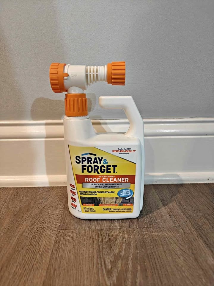 Spray & Forget Roof Cleaner - 32 oz. Super Concentrated