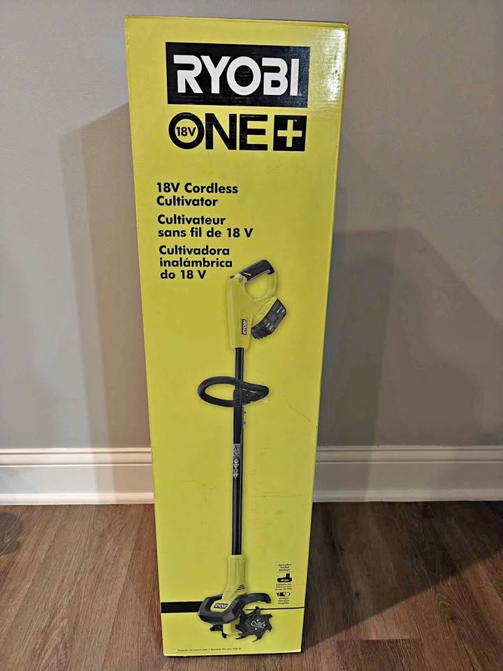 RYOBI ONE+ 18V 8 in. Cordless Cultivator w/ 4.0 Ah Battery & Cha