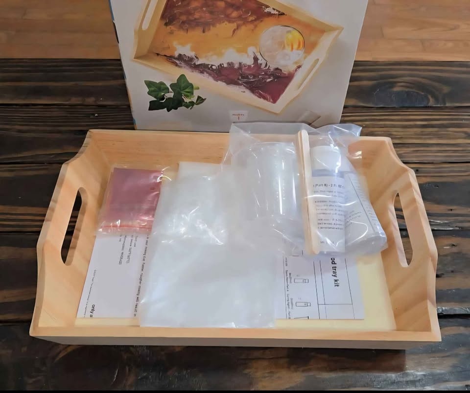 New Resin Lot - DIY Resin Tray Kit & Molds - photo 2