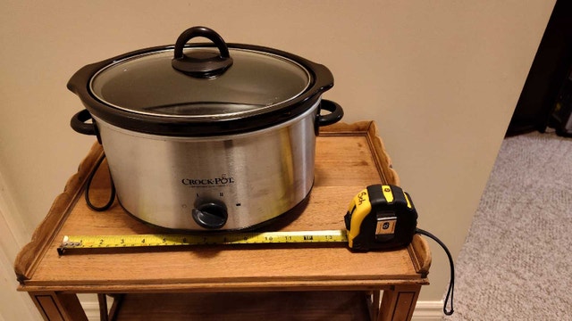 Oval Crock-Pot Slow Cooker