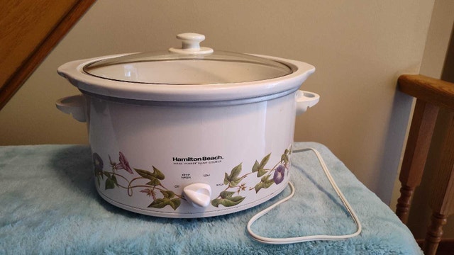 Hamilton Beach Slow Cooker 8 Quart - photo 2