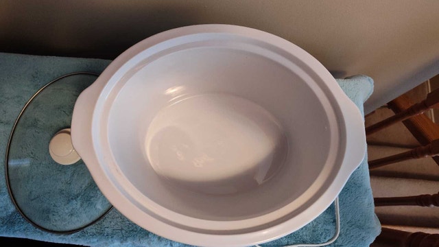 Hamilton Beach Slow Cooker 8 Quart - photo 3