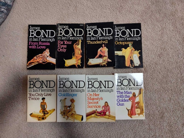 Ian Fleming James Bond Books Collection - photo 2