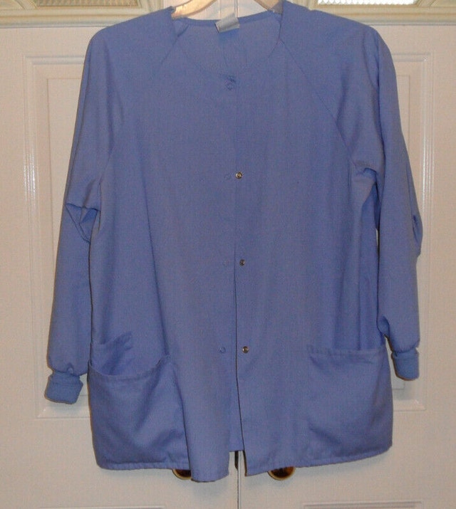 Scrub Nurse Uniforms and Lab Coats - Various Sizes - photo 3