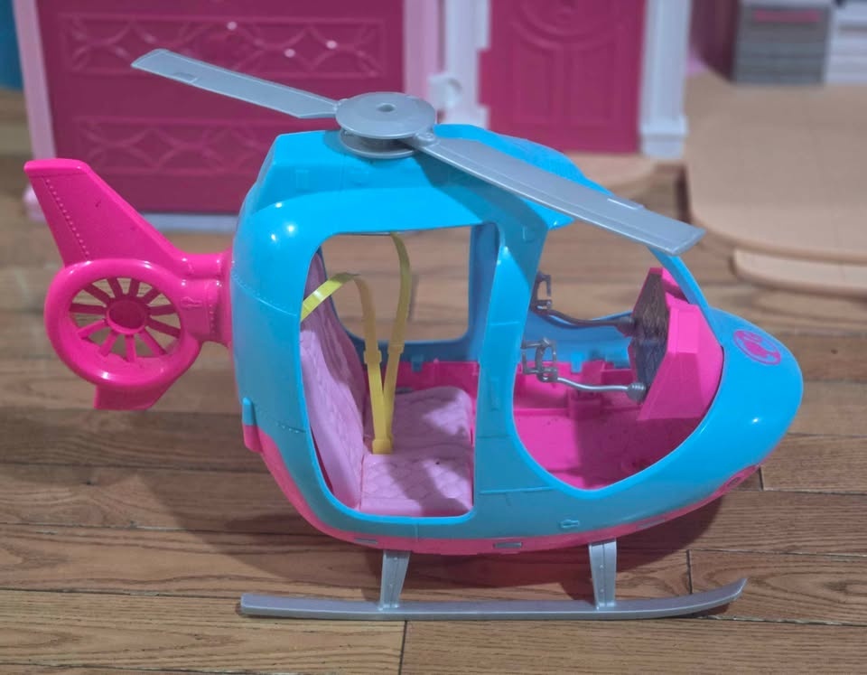 Barbie Play Accessories - photo 4