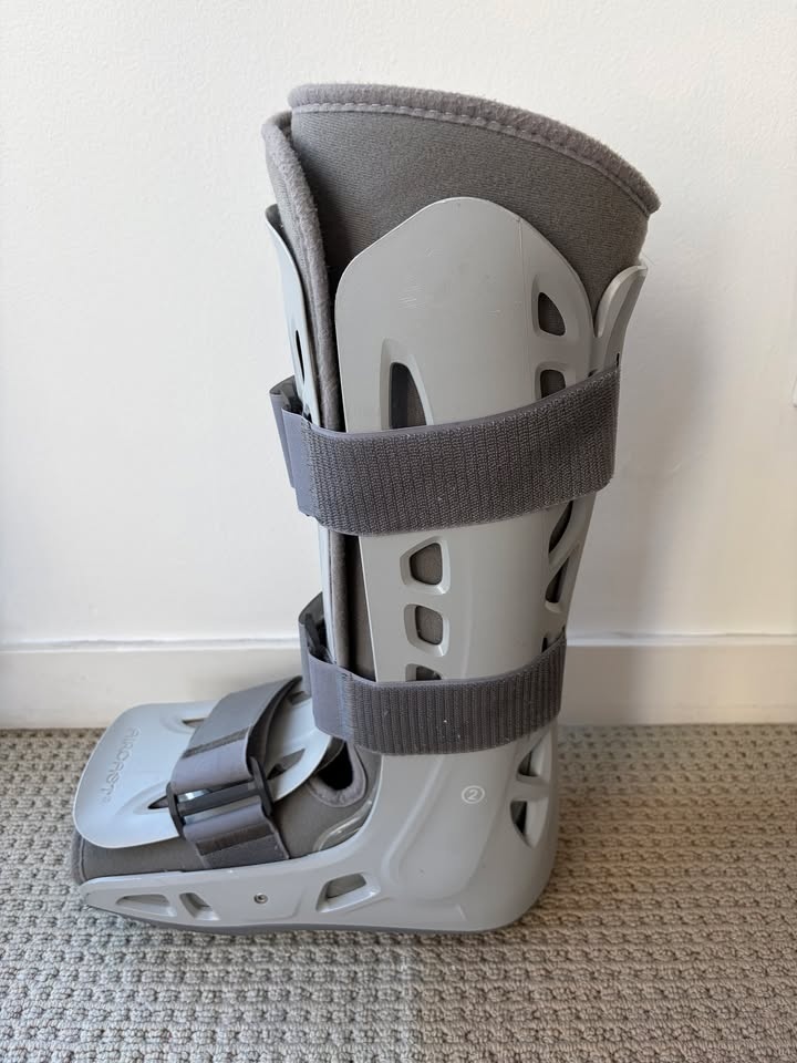 Walking Boot - photo 4
