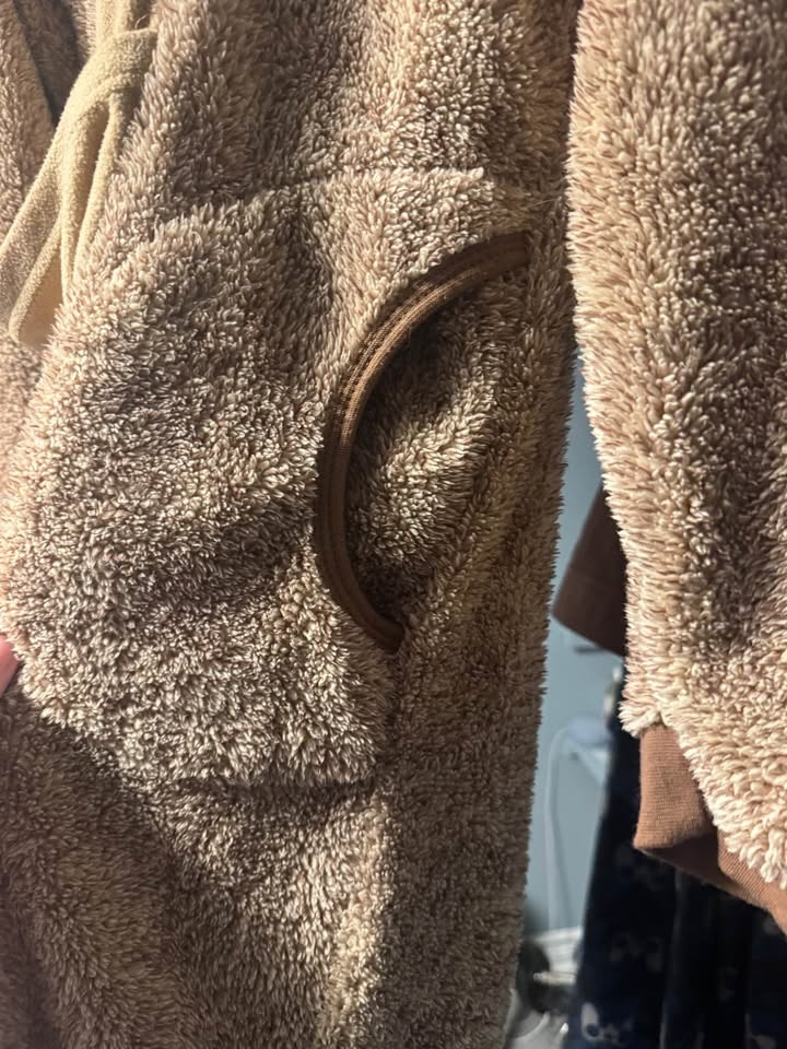 Kangaroo Onesie - photo 3