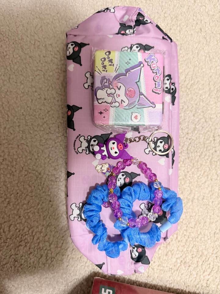 Kuromi Travel Bag - photo 3