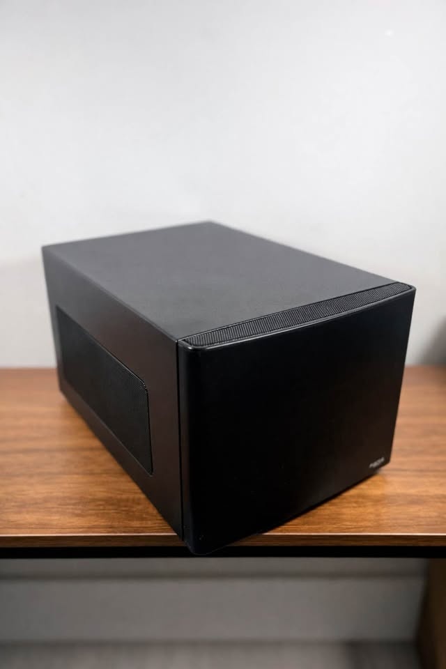 Mini Gaming PC - RTX GPU - 1TB SSD - Mini ITX - photo 4