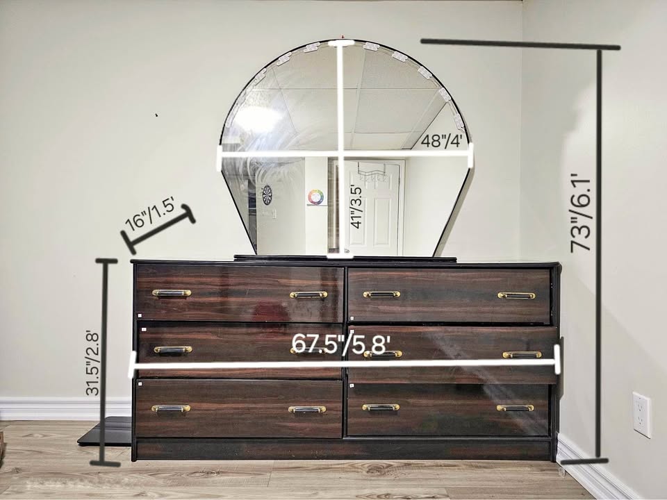 Dresser