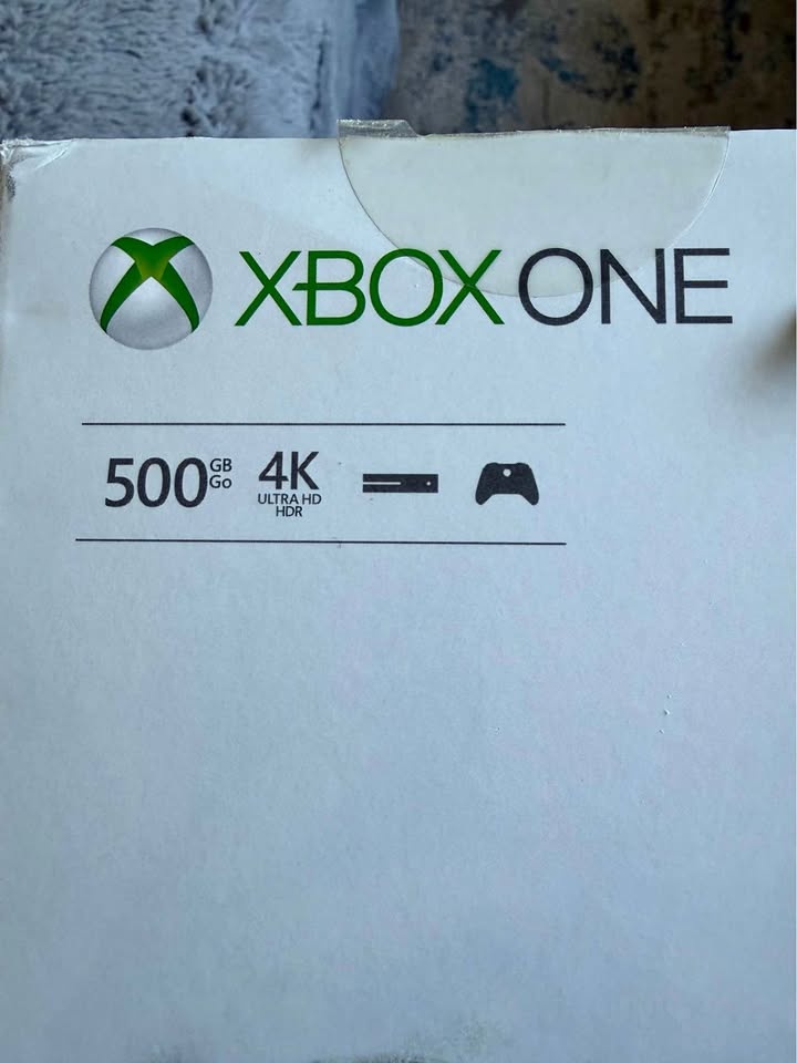 XBOX One S (500gb)