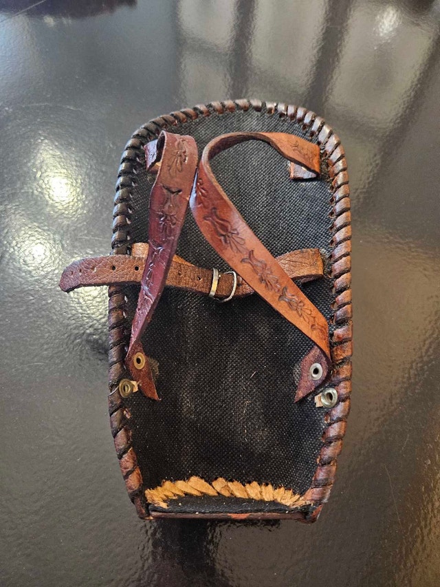 Handmade Leather Wine Bottle Holder - Argentina - photo 2