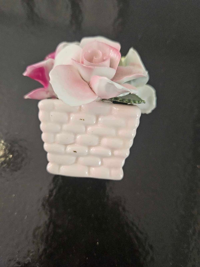 Vintage Chorley Fine Bone China Rose Bouquet - photo 3