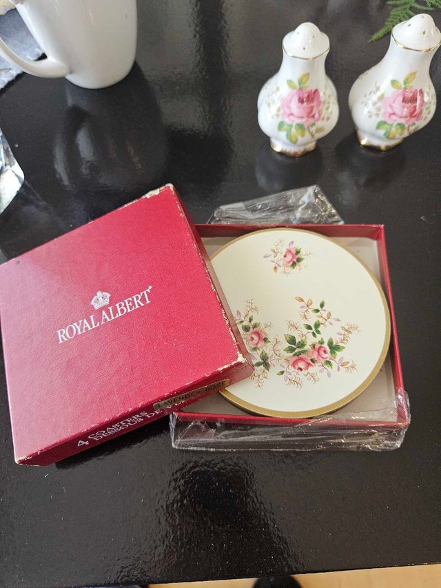 Royal Albert Vintage Coasters - Set of 4 Floral - photo 2