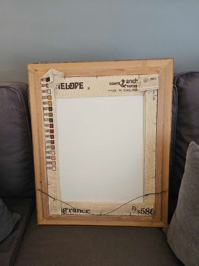 Vintage Framed Needlepoint Artwork - photo 4