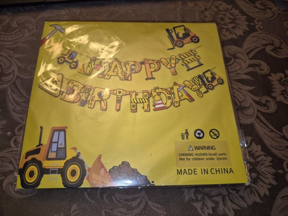 Construction Birthday Decor kit - brand new - photo 3