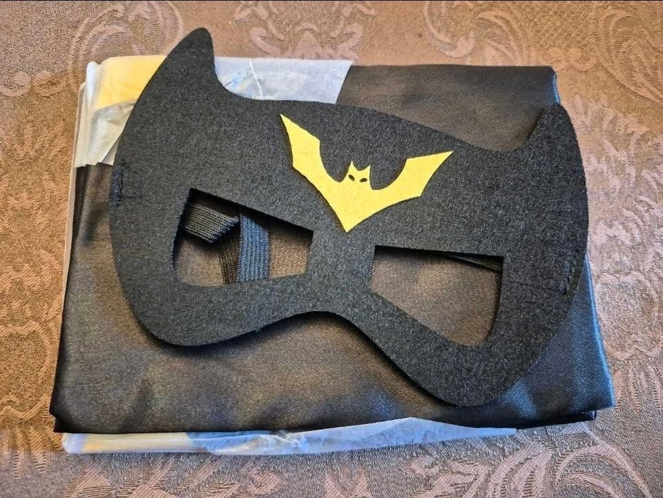 Children's Dress Up costume - Batman - brand new. - photo 2