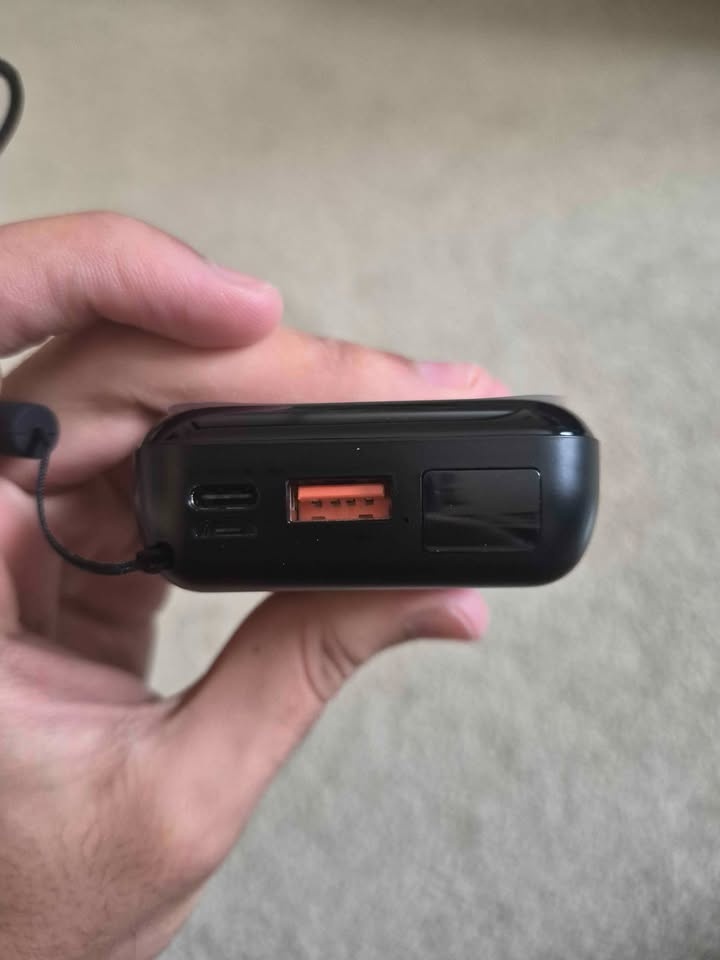 Mini 10,000mAh Power Bank + Phone Stand (Fits in Pocket) - photo 5