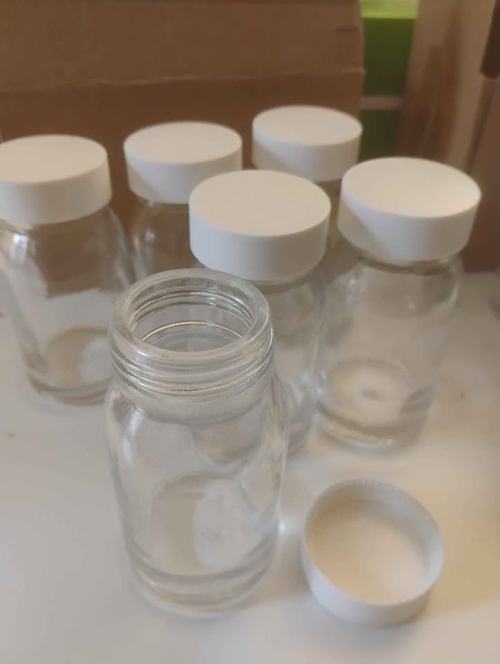 12 Glass Shot Bottles w/White Lids - photo 2