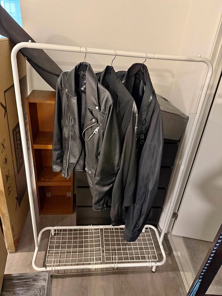 Sturdy Clothing Rack
