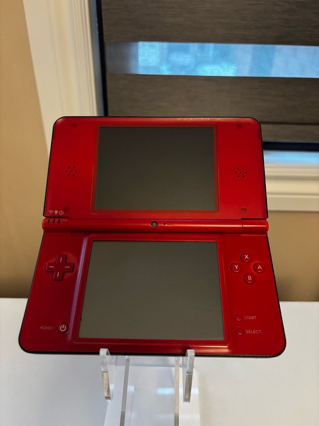 Nintendo DSi XL - 25th Anniversary Ed *As Is* - photo 2