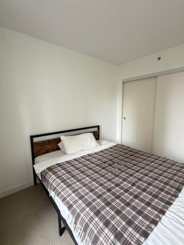Queen Sized Bed Frame
