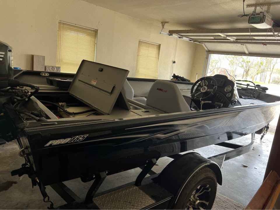 2020 Alumacraft 18' Boat - photo 4