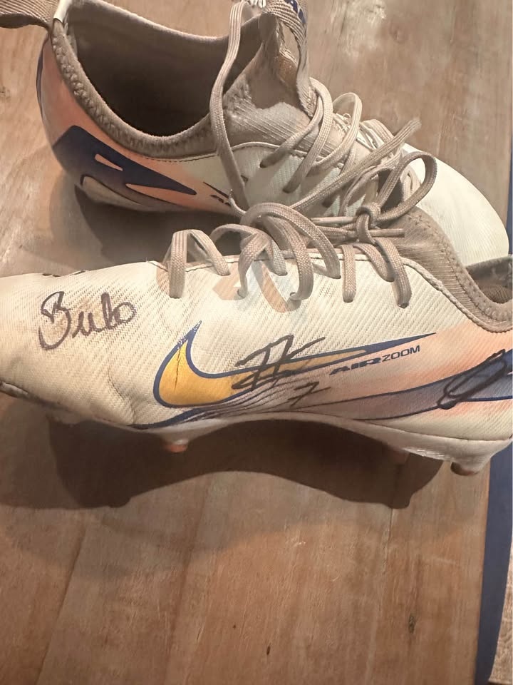 Nike Mercurial Soccer Cleats - With Player Signatures - photo 3