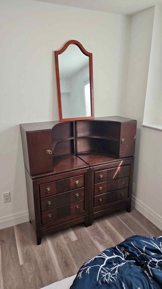 Chest / Dressing Table 6 Drawers