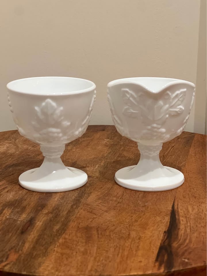 Vintage Indiana Glass Colony Harvest Creamer & Sugar Set - photo 3