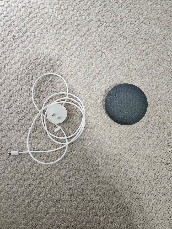 Google Home Mini (Model H0A) 1st Generation