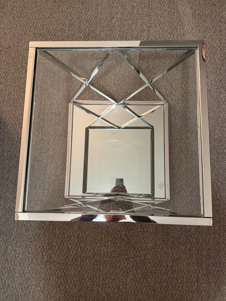 Mirror End Table - photo 3