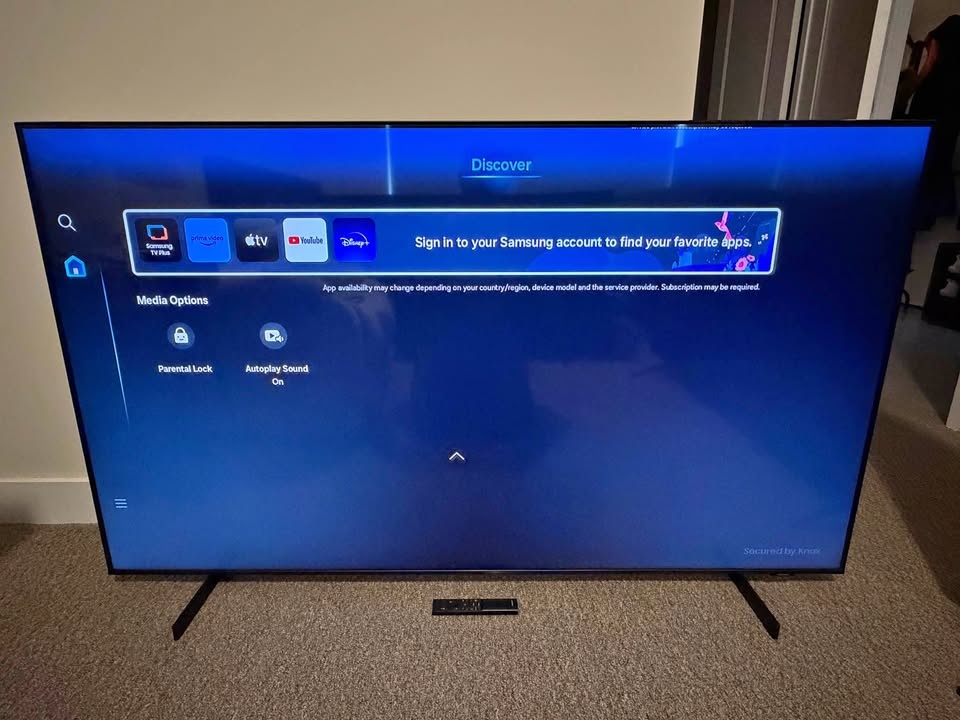 Samsung 65” AU8000 Crystal UHD 4K Smart TV – Slim Design
