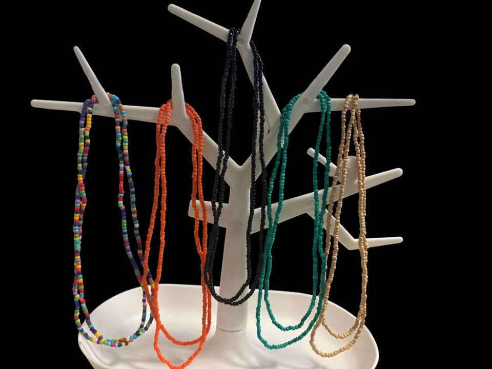 The Wanderlight Necklace – Soft Bohemian Beads in Luxe Hues - photo 2