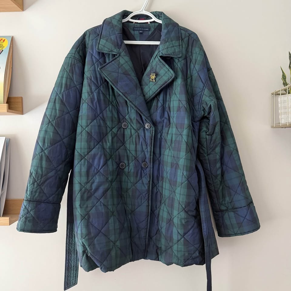 Tommy Hilfiger Check Quilted Coat - Like New, Size L - photo 2