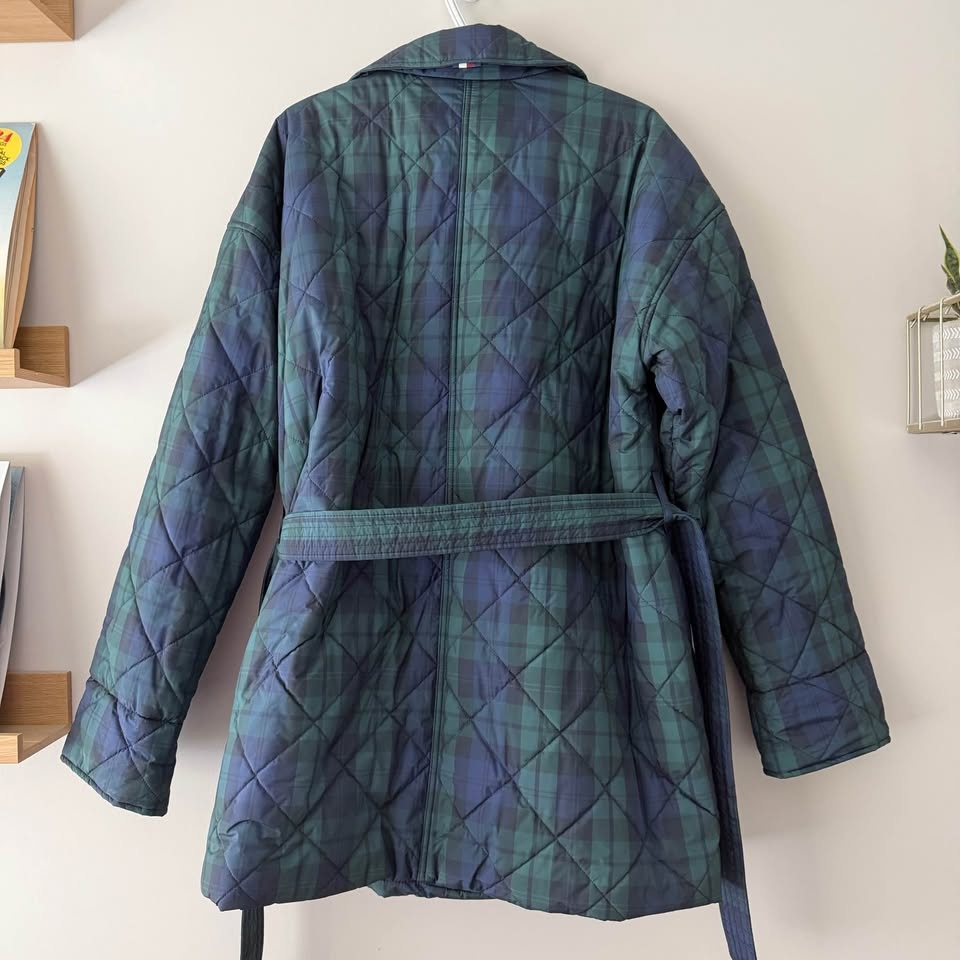 Tommy Hilfiger Check Quilted Coat - Like New, Size L - photo 3