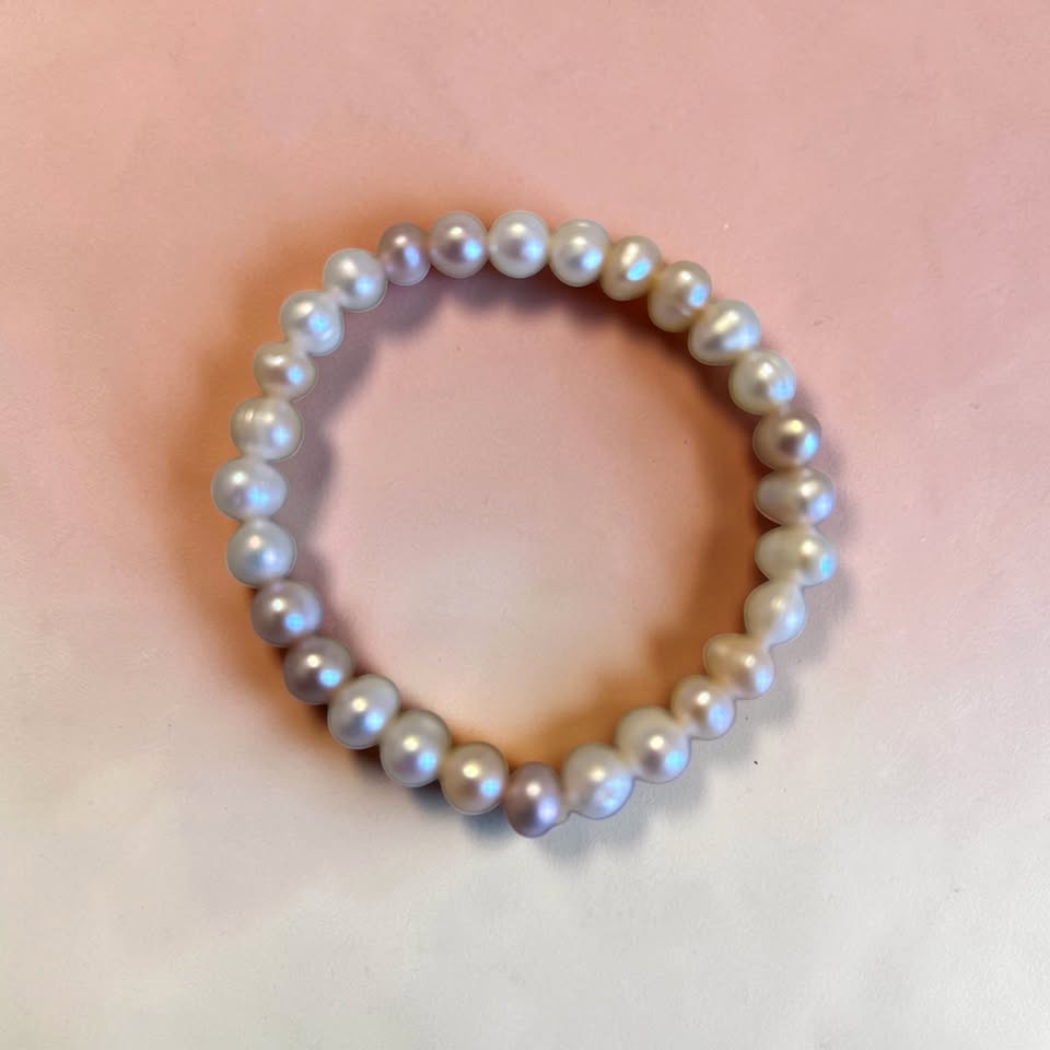Radiant Harmony Freshwater Pearl Bracelet