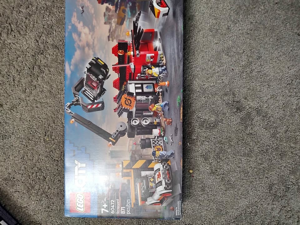 BNIB Lego Scrapyard