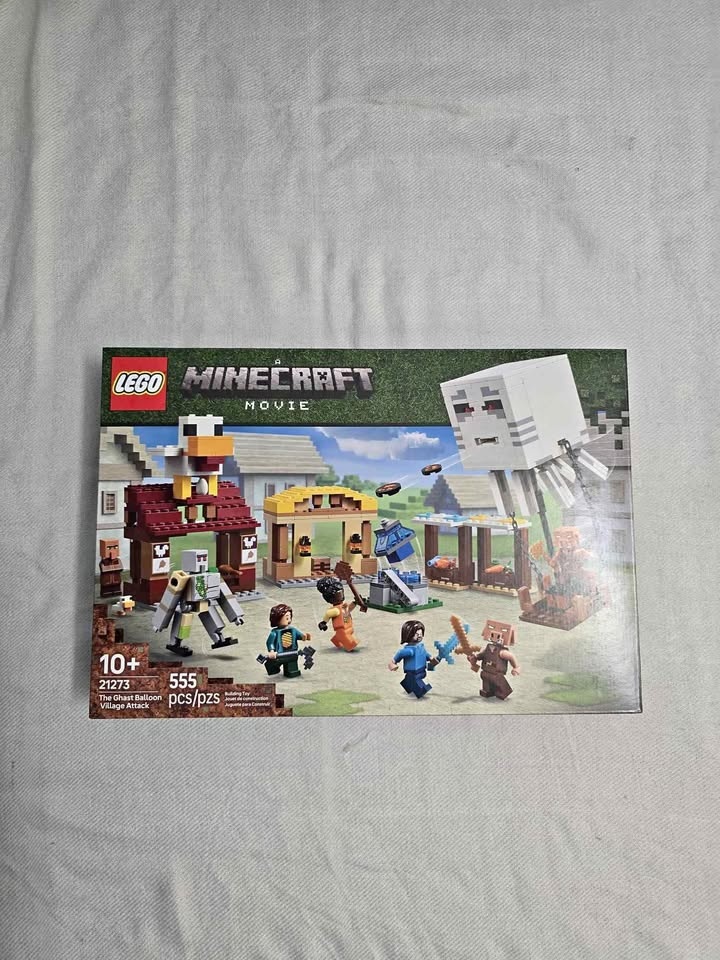 BNIB Lego Minecraft Movie