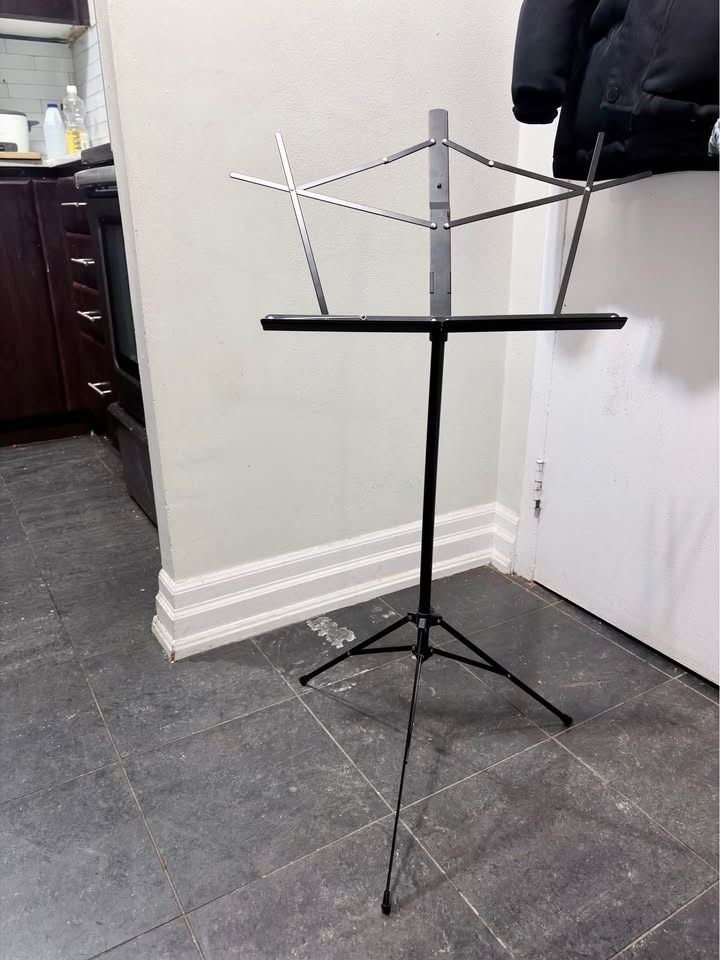 Yorkville BS104B Music Stand - photo 2