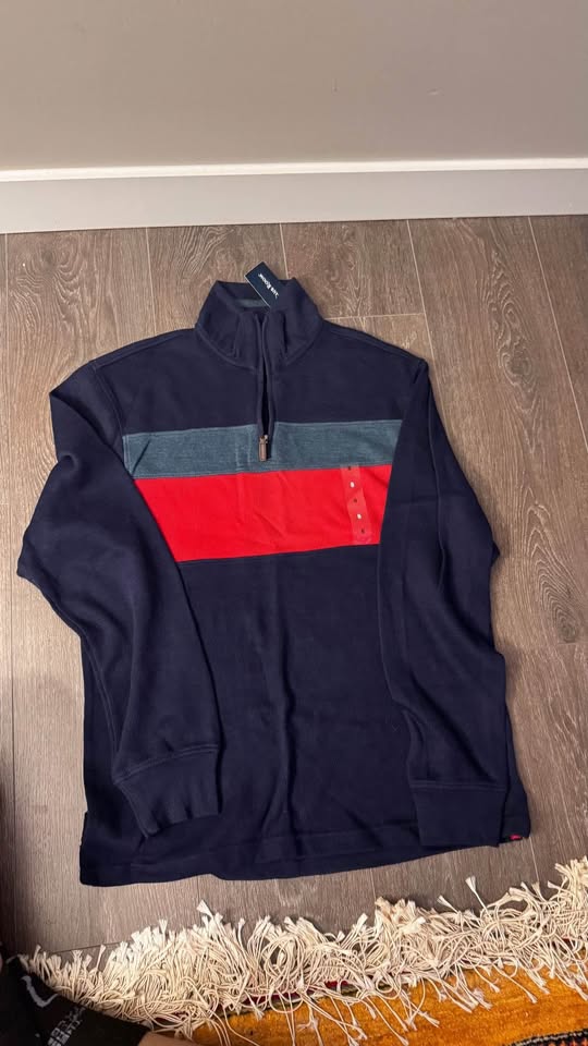 New men's half zip up sweater - small - photo 2