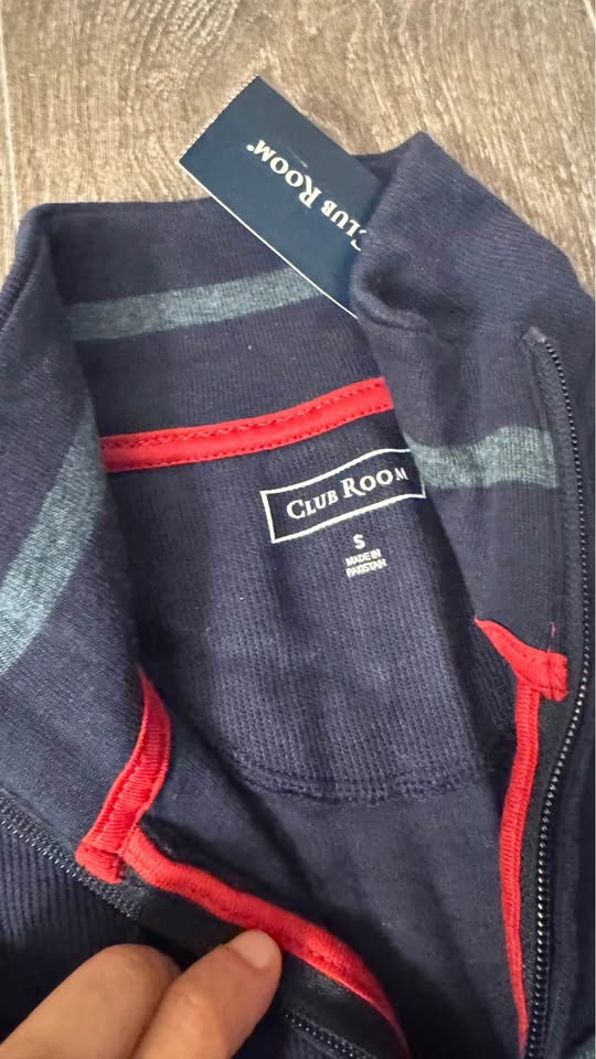 New men's half zip up sweater - small - photo 3