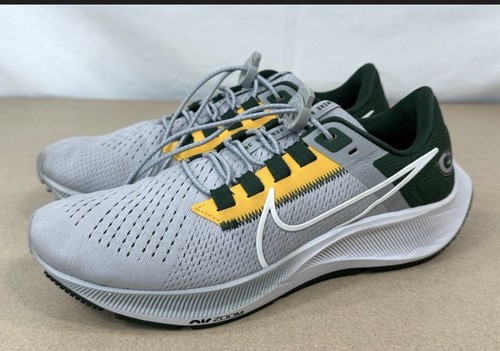 Nike Pegasus 38 Men's Gray and Yellow Athletic Shoes Size 11.5