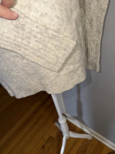 Aritzia Community Soft Gray Knit Turtleneck Size XS - photo 3