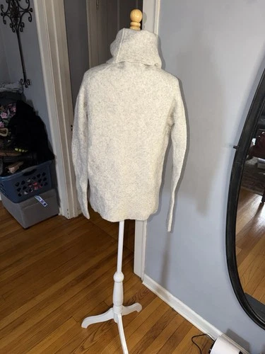 Aritzia Community Soft Gray Knit Turtleneck Size XS - photo 5