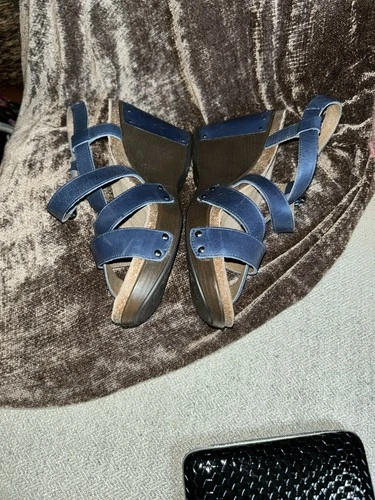 Dansko Frida Strappy Wedge Studded Sandals Blue Leather Sz 41 US - photo 2