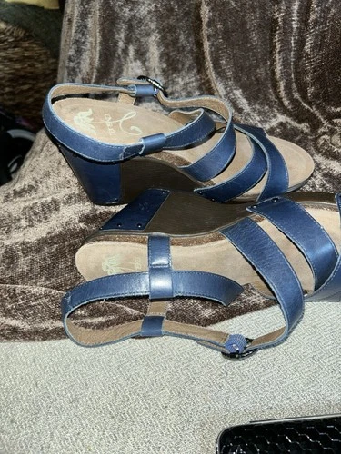 Dansko Frida Strappy Wedge Studded Sandals Blue Leather Sz 41 US - photo 4