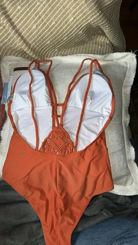 Cupshe Swimwear - photo 2